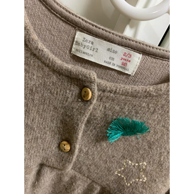 ZARA KIDS(ザラキッズ)の試着のみ　zarababy ワンピース サイズ98   2/3 キッズ/ベビー/マタニティのキッズ服女の子用(90cm~)(ワンピース)の商品写真