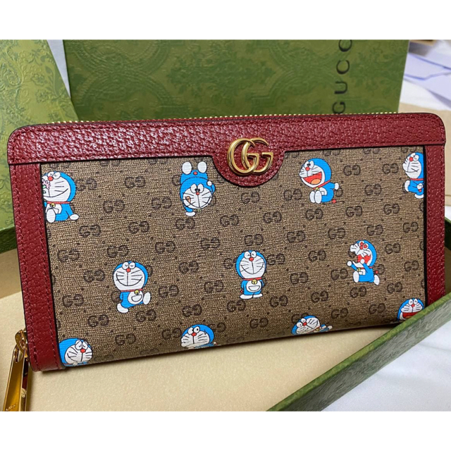 Gucci(グッチ)の【グッチ】★人気コラボ★ドラえもん×グッチジップアラウンド  メンズのファッション小物(長財布)の商品写真