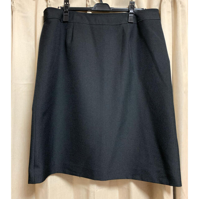 しまむら(シマムラ)の黒ストライプスーツ★ジャケット＆パンツ＆スカート レディースのフォーマル/ドレス(スーツ)の商品写真