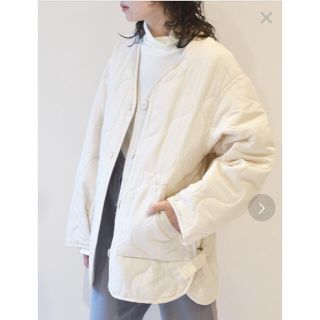 ダブルクローゼット(w closet)のダブルクローゼット　アイボリー　キルトジャケット(ブルゾン)