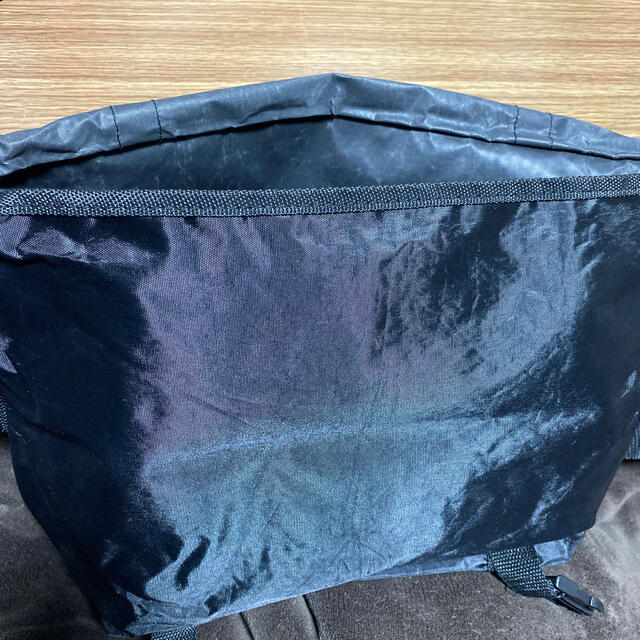 ARMANI EXCHANGE(アルマーニエクスチェンジ)のショルダーバッグ メンズのバッグ(ショルダーバッグ)の商品写真
