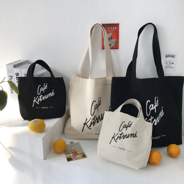 MAISON KITSUNE'(メゾンキツネ)のCafe  Maison Kitsune トートバッグ　カフェキツネ レディースのバッグ(トートバッグ)の商品写真