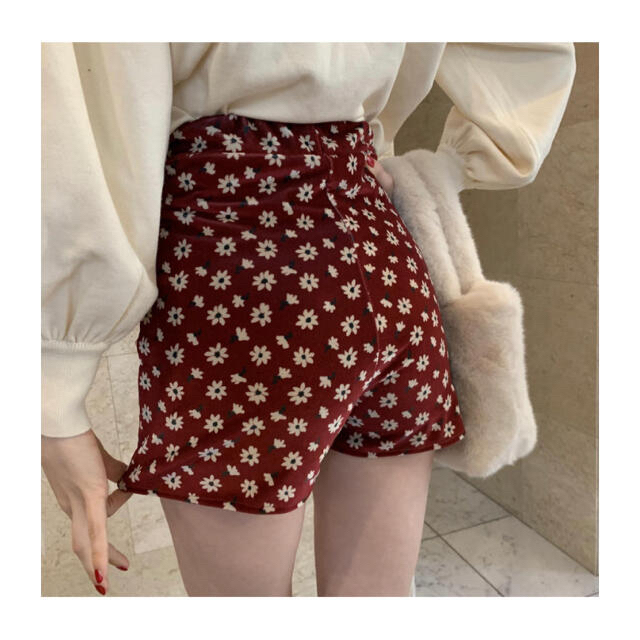 épine velours flower short pants red レディースのパンツ(ショートパンツ)の商品写真