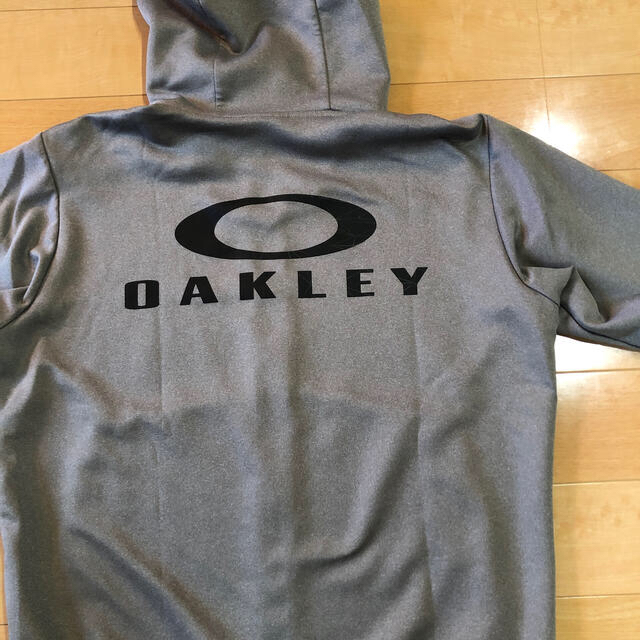 Oakley(オークリー)のオークリーパーカー メンズのトップス(パーカー)の商品写真