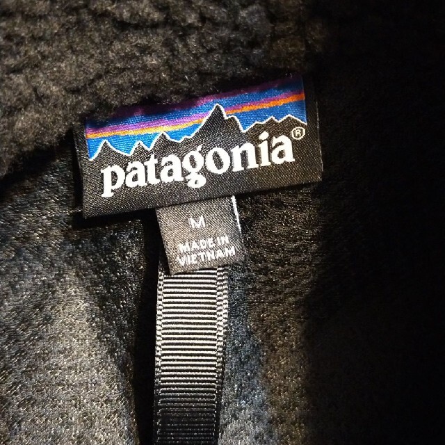 patagonia(パタゴニア)のパタゴニア　patagonia フリース　ブラック メンズのジャケット/アウター(その他)の商品写真