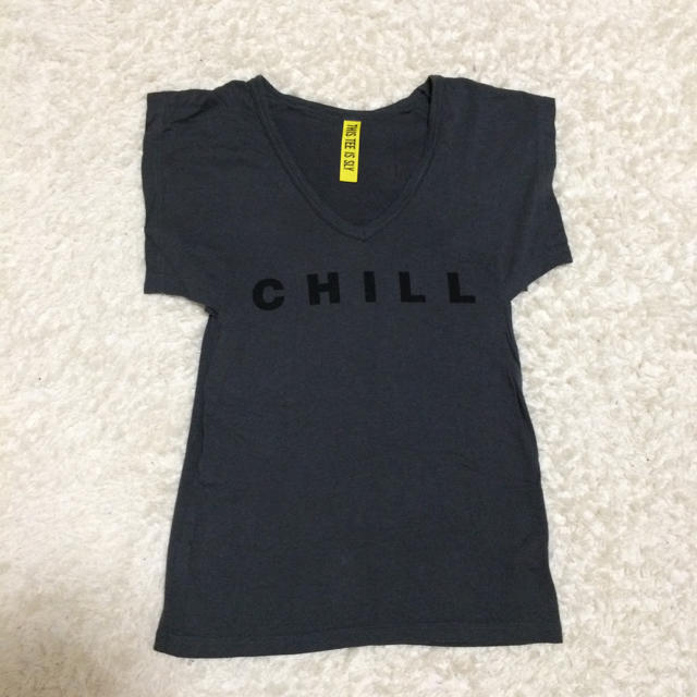 SLY(スライ)のSLY変形VネックＴシャツ レディースのトップス(Tシャツ(半袖/袖なし))の商品写真