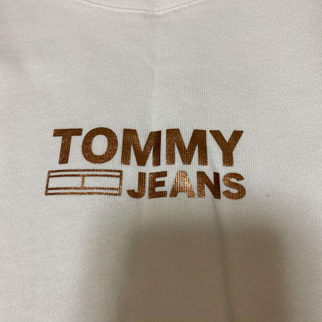 TOMMY(トミー)の週末限定値下げ★新品未着用！TOMMY JEANS♥ロンT♥レディース レディースのトップス(Tシャツ(長袖/七分))の商品写真