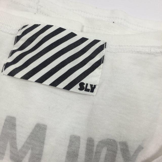 SLY(スライ)のSLY Tシャツ レディースのトップス(Tシャツ(半袖/袖なし))の商品写真