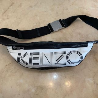 ケンゾー(KENZO)のKENZOボディバッグ(ボディーバッグ)