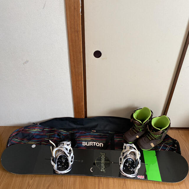 BURTON(バートン)の【Iong beach様専用】6点セット☆BURTON☆バートン CUSTOM スポーツ/アウトドアのスノーボード(ボード)の商品写真