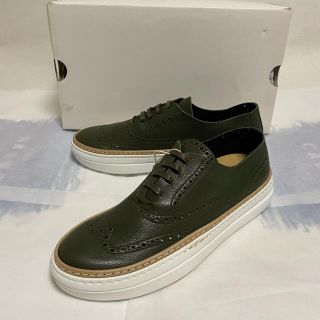 トッズ(TOD'S)の新品未使用！パントフォラドーロ  カーキ緑レザードレススニーカー(EU41)(ドレス/ビジネス)