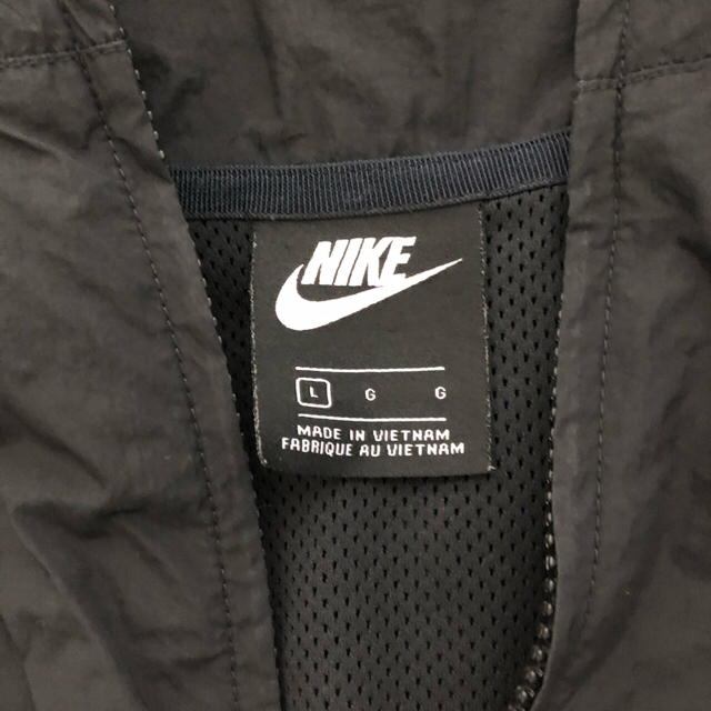 NIKE(ナイキ)のNIKE ビックスウォッシュ　ウーブンジャケット　上着のみ メンズのジャケット/アウター(ナイロンジャケット)の商品写真