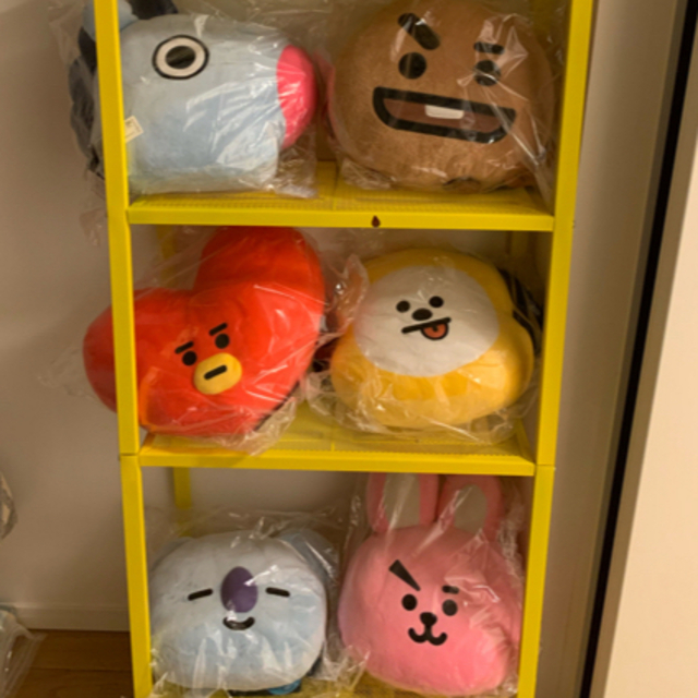 BTS公式グッズのbt21クッション