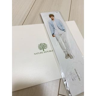 ネイチャーリパブリック(NATURE REPUBLIC)のEXO NATURE REPUBLIC写真集 BAEKHYUN ミニ等身大パネル(K-POP/アジア)