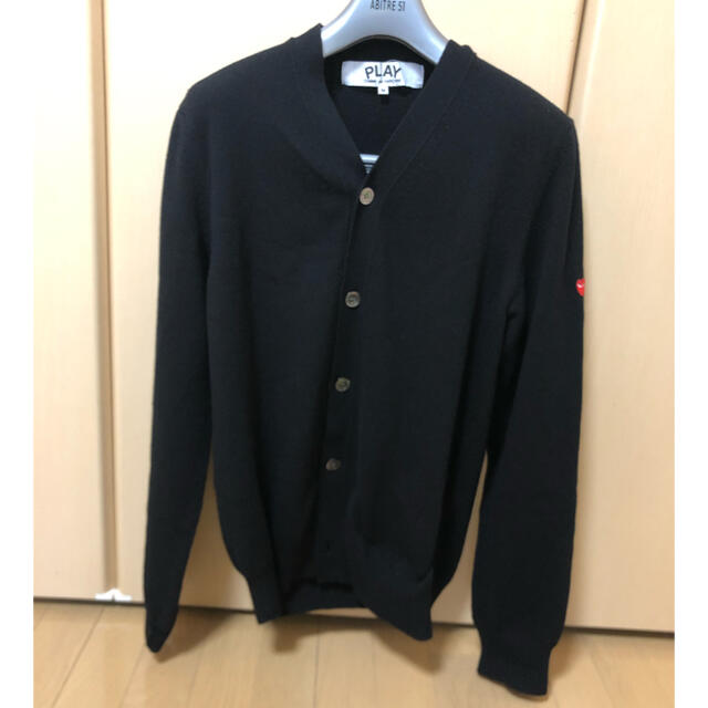 COMME des GARCONS(コムデギャルソン)のプレイコムデギャルソン   カーディガン　黒　M メンズのトップス(カーディガン)の商品写真