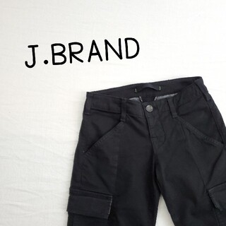 ジェイブランド(J BRAND)のJ.BRAND ブラック　スキニーカーゴパンツ　23(スキニーパンツ)