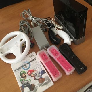 ウィー(Wii)のNintendo Wii  マリオカートセット(家庭用ゲーム機本体)