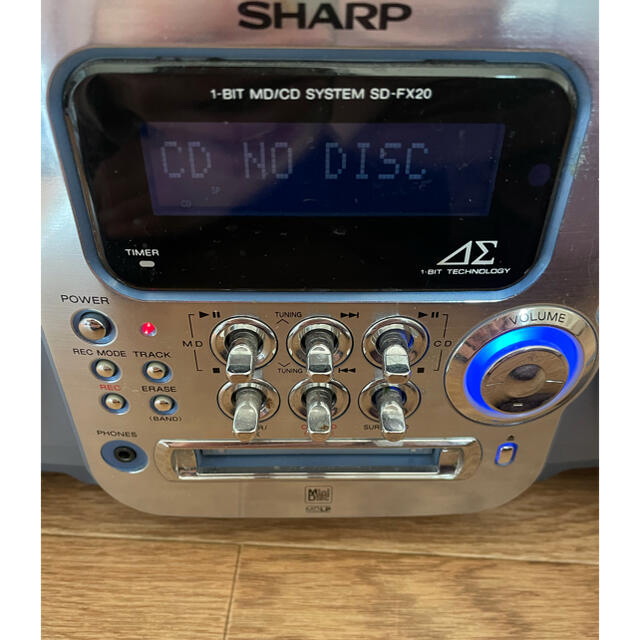 SHARP(シャープ)のCD MDプレーヤー SHARP スマホ/家電/カメラのオーディオ機器(ポータブルプレーヤー)の商品写真