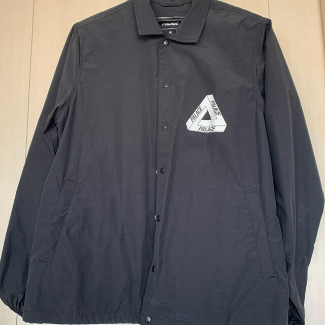 Supreme(シュプリーム)のPALACE Skateboard コーチジャケット　黒　ブラック　M メンズのジャケット/アウター(ナイロンジャケット)の商品写真