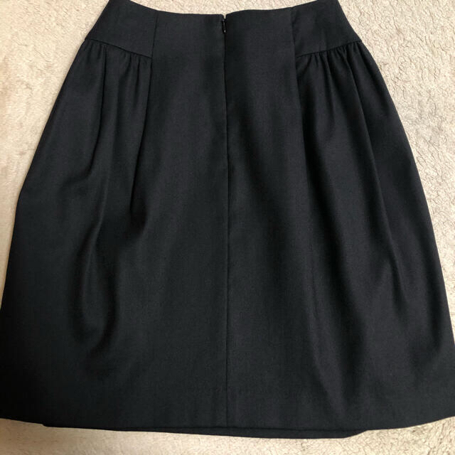 TOMORROWLAND(トゥモローランド)のトゥモローランド   BALLSEY  ギャザー　コクーン　スカート レディースのスカート(ひざ丈スカート)の商品写真