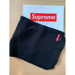 シュプリーム(Supreme)のsupreme Polartec Logo Scarf Black(マフラー)