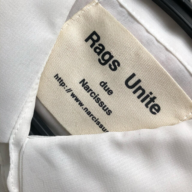 Narcissus(ナルシス)のrags uniteナルシス ブラウス？ レディースのトップス(シャツ/ブラウス(半袖/袖なし))の商品写真