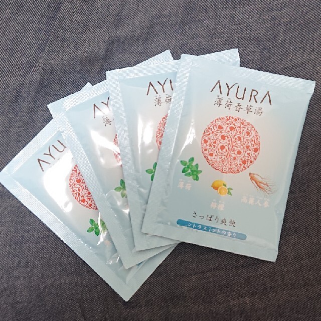 AYURA(アユーラ)の※ぴろろ様※AYURA 入浴剤 薄荷香草湯 4袋 コスメ/美容のボディケア(入浴剤/バスソルト)の商品写真