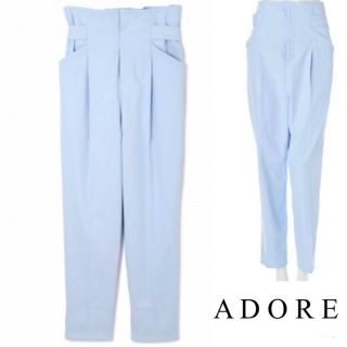 アドーア(ADORE)のタグ付き 未使用 ADORE ハイウエスト テーパードパンツ(カジュアルパンツ)