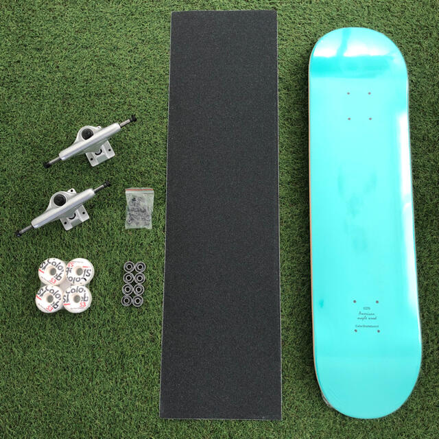 color skateboard　コンプリート　8.0インチ　E.GREEN