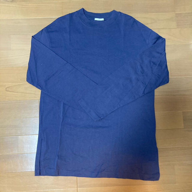 GU(ジーユー)のロングスリーブTシャツ レディースのトップス(Tシャツ(長袖/七分))の商品写真