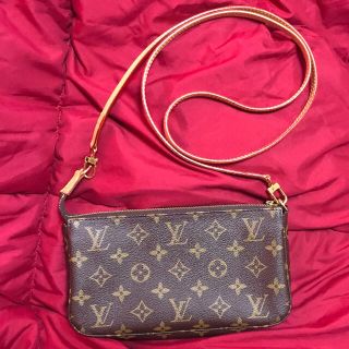 ルイヴィトン(LOUIS VUITTON)の値下げ中★ルイヴィトン モノグラム ポシェットアクセソワール ショルダーバッグ (ショルダーバッグ)