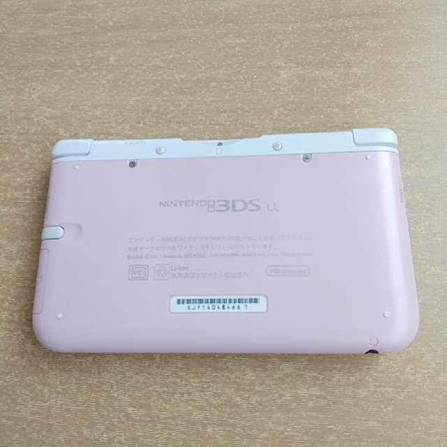 ニンテンドー3DS(ニンテンドー3DS)のニンテンドー 3DS LL ピンク エンタメ/ホビーのゲームソフト/ゲーム機本体(携帯用ゲーム機本体)の商品写真