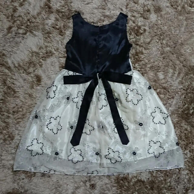 claire's(クレアーズ)のフォーマルドレス 女の子 130cm キッズ/ベビー/マタニティのキッズ服女の子用(90cm~)(ワンピース)の商品写真