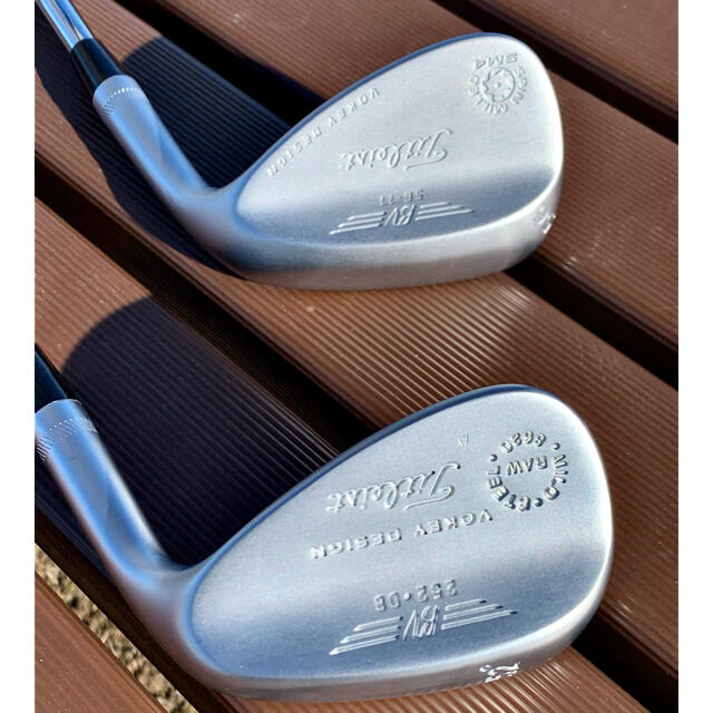 Titleist(タイトリスト)のタイトリスト  カスタムボーケイ　銅下×ホワイトクロムメッキ仕様 スポーツ/アウトドアのゴルフ(クラブ)の商品写真