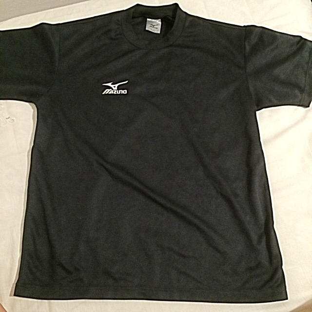 MIZUNO(ミズノ)のミズノ スポーツ 半袖シャツ 黒 メンズのトップス(Tシャツ/カットソー(半袖/袖なし))の商品写真