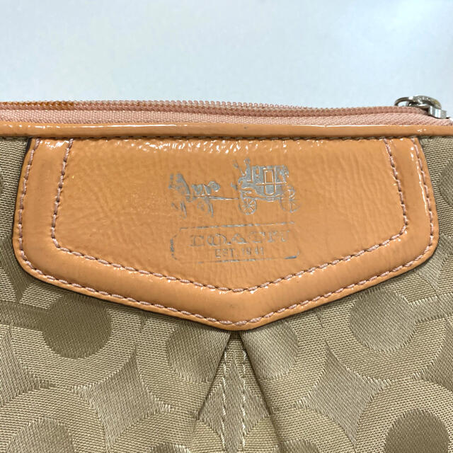 COACH(コーチ)の【値下げ】コーチ 小物入れ レディースのファッション小物(その他)の商品写真