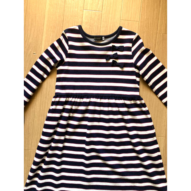 BeBe(ベベ)のBeBe べべ　ボーダーワンピース キッズ/ベビー/マタニティのキッズ服女の子用(90cm~)(ワンピース)の商品写真