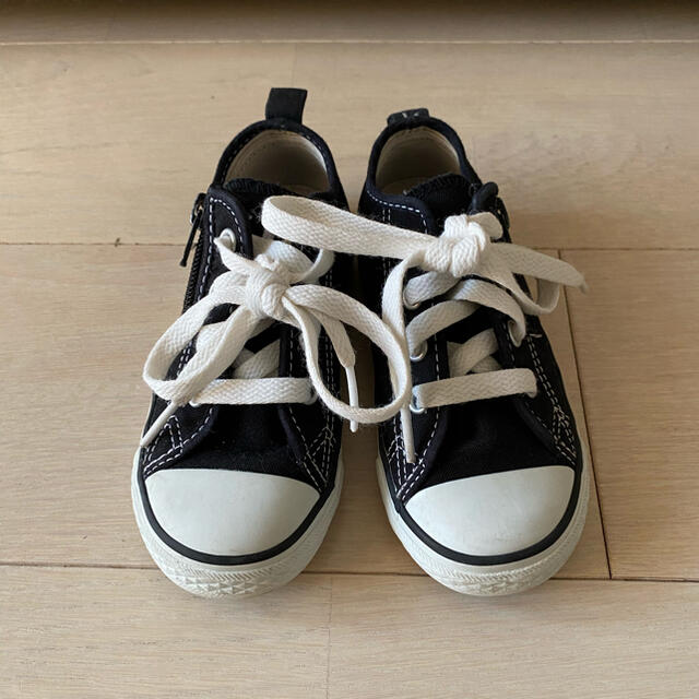 CONVERSE(コンバース)の美品！コンバース　キッズ　ブラック　16cm キッズ/ベビー/マタニティのキッズ靴/シューズ(15cm~)(スニーカー)の商品写真