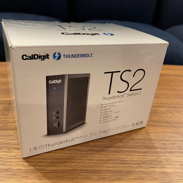 CalDigit  TS2  Thunderboltドック スマホ/家電/カメラのPC/タブレット(PC周辺機器)の商品写真