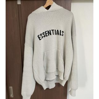 フィアオブゴッド(FEAR OF GOD)のESSENTIALS ニット　パーカー　ロゴ　オートミール　L(パーカー)