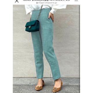 ザラ(ZARA)の極美品　JENNE ツィードハイウェストパンツ　グリーン　サイズXS(クロップドパンツ)