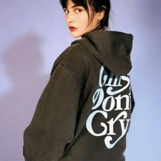 ジーディーシー(GDC)のgirls don’t cry Isetan 伊勢丹　フーディ　パーカー S(パーカー)