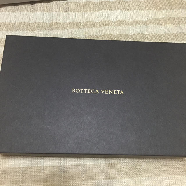 Bottega Veneta(ボッテガヴェネタ)のBOTTEGA VENETA空箱 レディースのファッション小物(財布)の商品写真