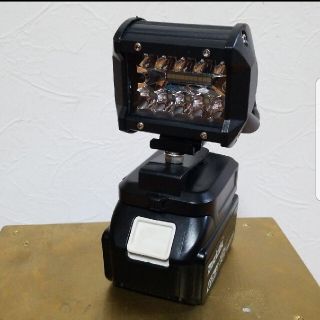 マキタバッテリー使用LED  作業灯 60W 5400lm 6000K(蛍光灯/電球)