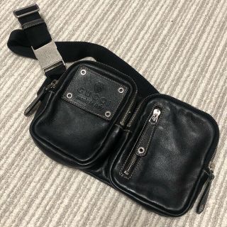 グッチ(Gucci)のグッチ 201846 ウエストポーチ ボディバッグ レザー 型押し 黒(ボディバッグ/ウエストポーチ)