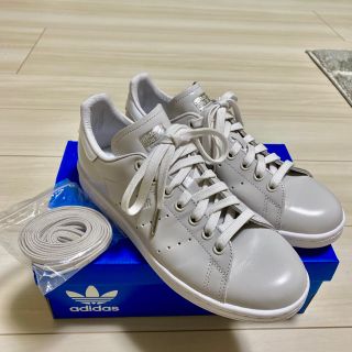 美品22.5adidasアディダス×ビューティー\u0026ユース スタンスミスHT930