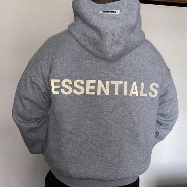 essentials  fw19 パーカー　Mサイズ