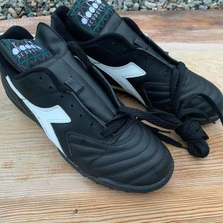 ディアドラ(DIADORA)の新品未使用26.5cmタグ付き　diadora サッカースパイクシューズ(シューズ)