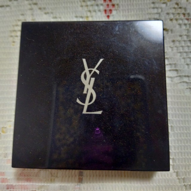 Yves Saint Laurent Beaute(イヴサンローランボーテ)のイヴサンローランパルファン コスメ/美容のベースメイク/化粧品(アイシャドウ)の商品写真