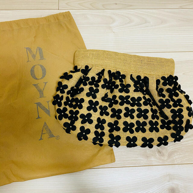 MOYNA フェルトギャザークラッチバッグ レディースのバッグ(クラッチバッグ)の商品写真